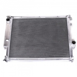 Hlinikový závodní chladič Jap Parts BMW E30 325i/is (84-91)
