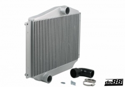 Intercooler FMIC Do88 Volvo 850 / C70 / S70 / V70 / XC70 Turbo (94-00) - vedení OEM