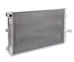 Hlinikový závodní chladič Jap Parts VW Transporter T5 1.9/2.5 TDI (04-09)