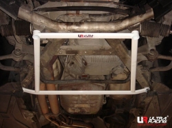 Rozpěrná tyč Ultra Racing BMW E39 5-Series - přední spodní H výztuha