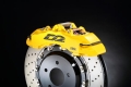 Přední brzdový kit D2 Racing pro Aston Martin Rapide S (13-), 8-pístkové brzdiče, plovoucí kotouče 400x36mm | 