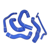 Hadicový kit Mishimoto Ford Mustang V8 N/A (05-06) / Supercharged (05-) modrý |